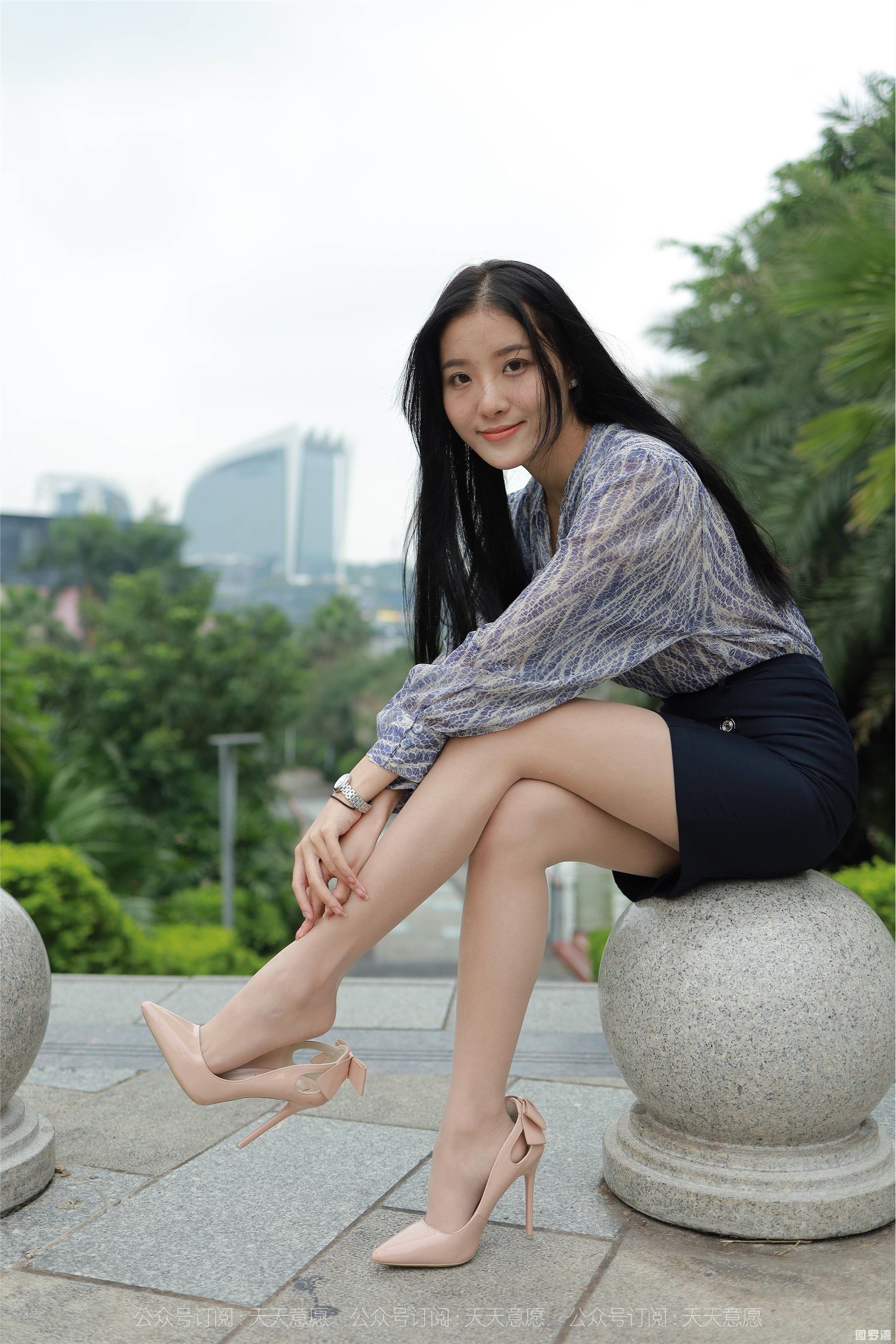 IESS异思趣向  2021.10.25 丝享家957：婉苹《公园偶遇美女》